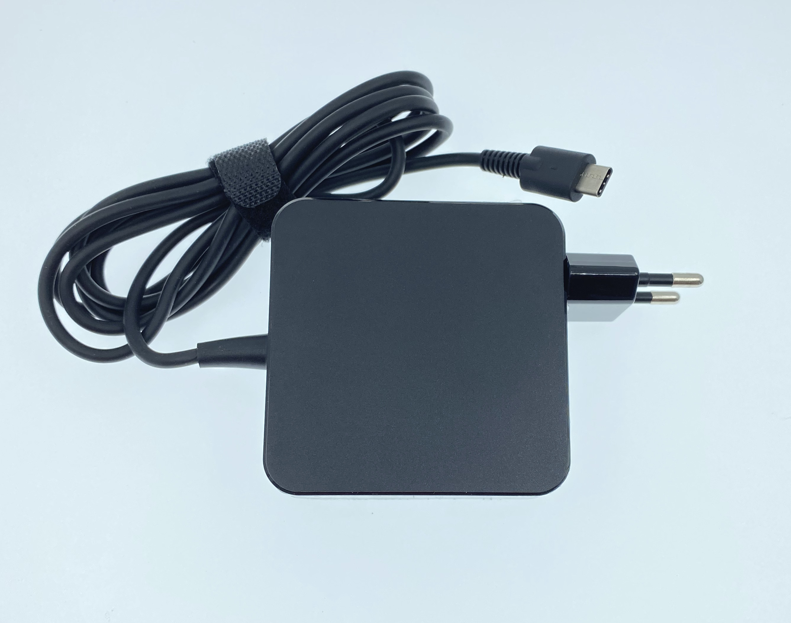 22661_0CXZAS9WCdUQ8G USB-C PD Charger 65Watt für Lenovo, Apple, Samsung etc.