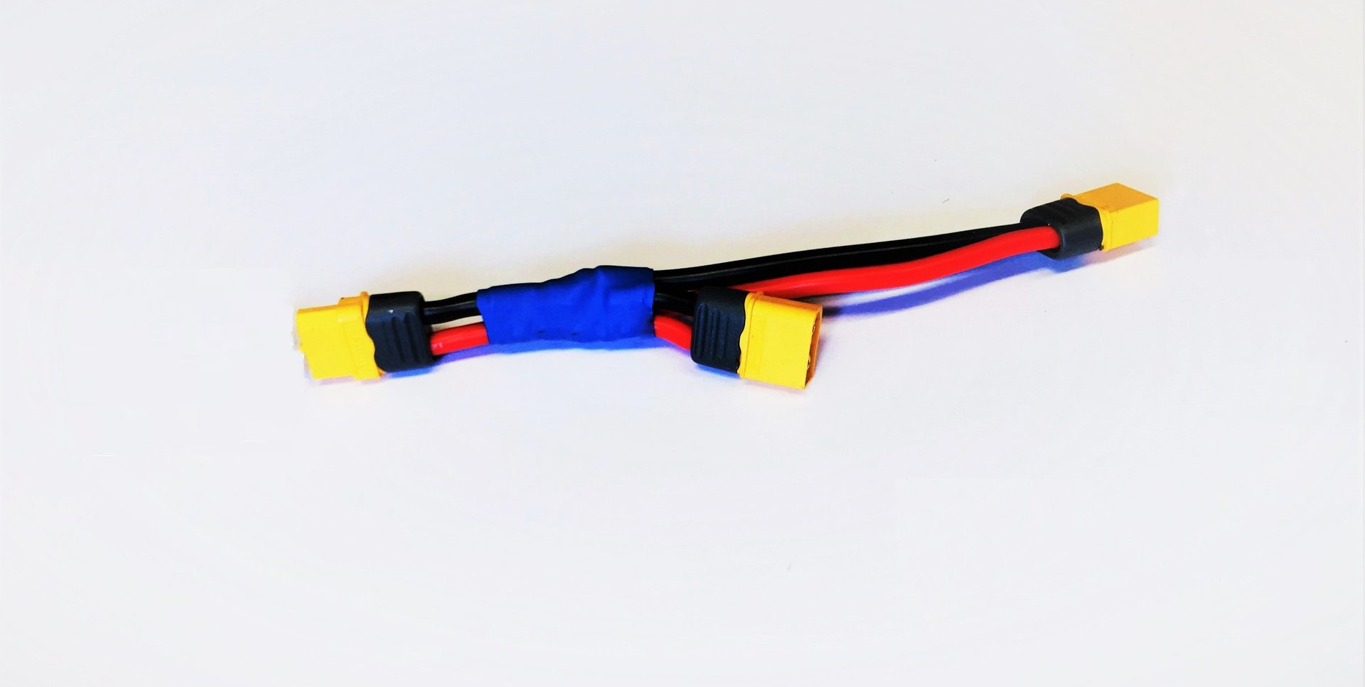 27267_0JUqxQ5xFljjis EREMIT Y-Kabel XT60 12V Parallelschaltung