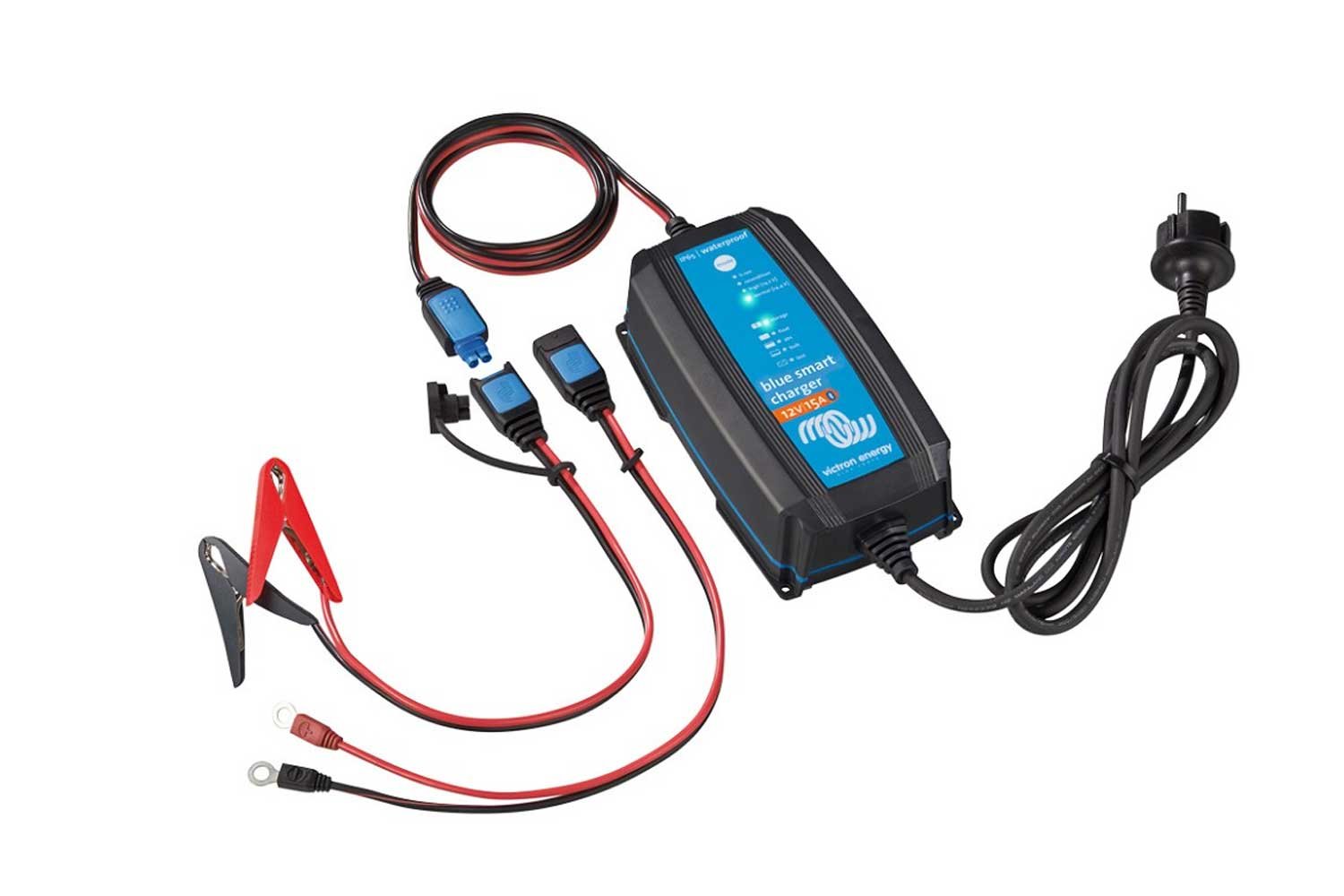 Victron Blue Smart 12V 15A IP65 Ladegerät für Caravan Batterien