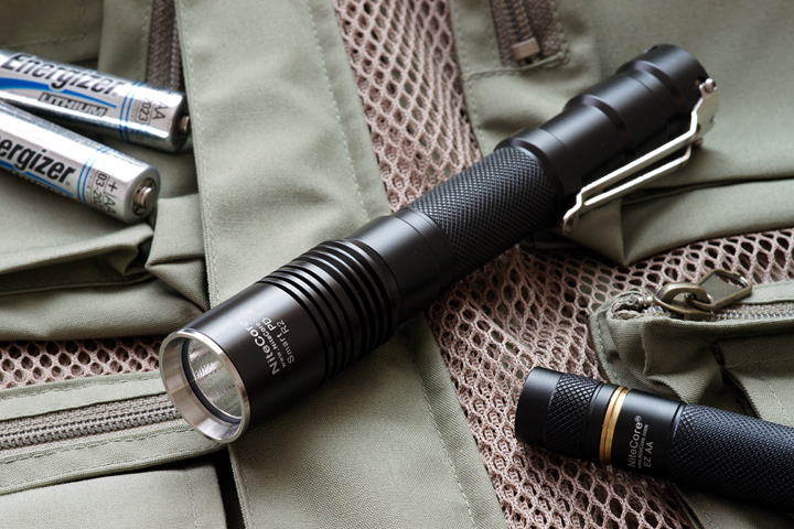 17758_0Z931dNV1uQZLg Nitecore Q6 Ladegerät
