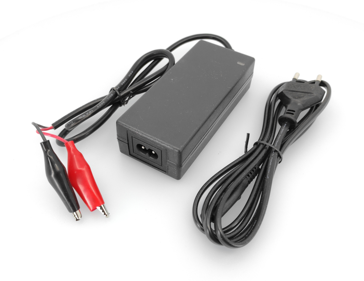23997_0 Chargeur 12.6Volt 4.5A, pour batteries 3S Li-Ion, avec pinces crocodiles